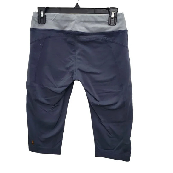 Lucy Activewear LucyPower Vintage Two Tone Gray‎ Fitted Capris USA Made Size S - Picture 3 of 3